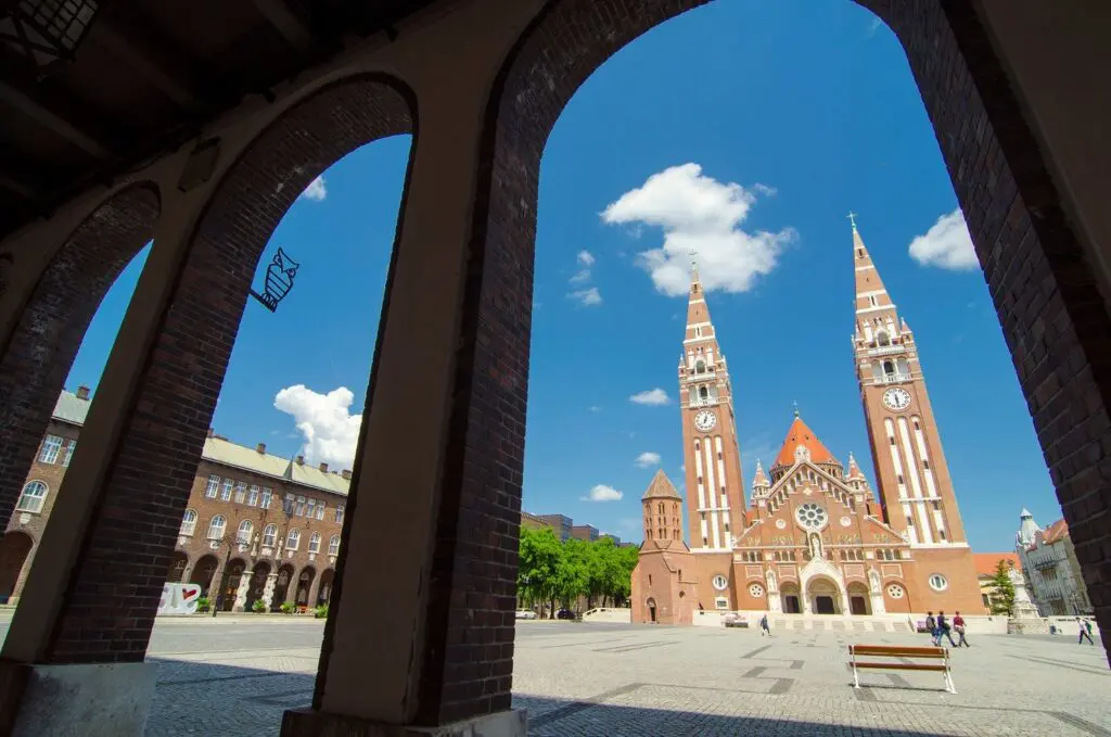 3 nap Szeged és környéke – így utazz, hogy szállás-, étterem-, és programkedvezményt is kapj 