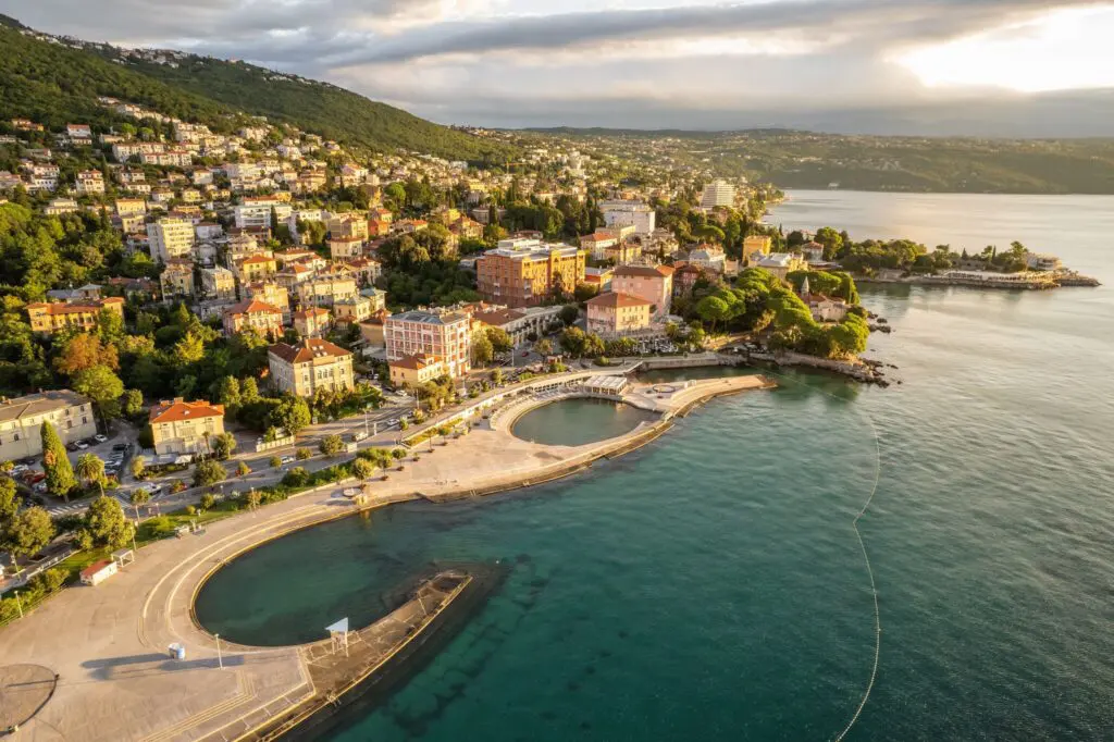 Fedezd fel az Adria Nizzáját, irány Opatija mesebeli tengerpartja!