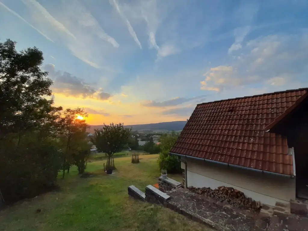 Balatoni kitérő a Kőtengerig – Szentbékkálla, Hegyestű és a Kornyi-tó