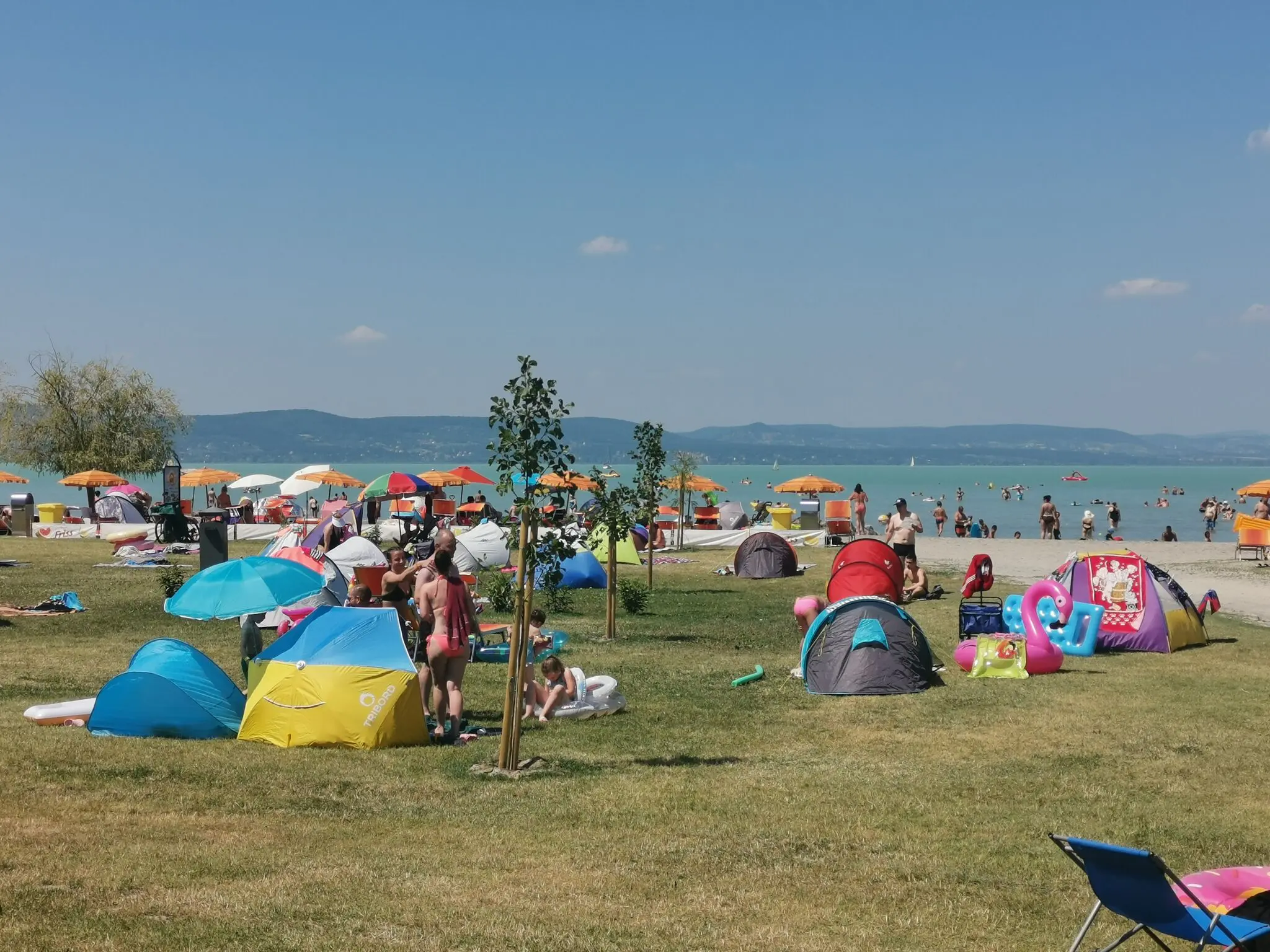 Átszállás nélkül a Balatonra: nyári fürdővonat indul Miskolcról