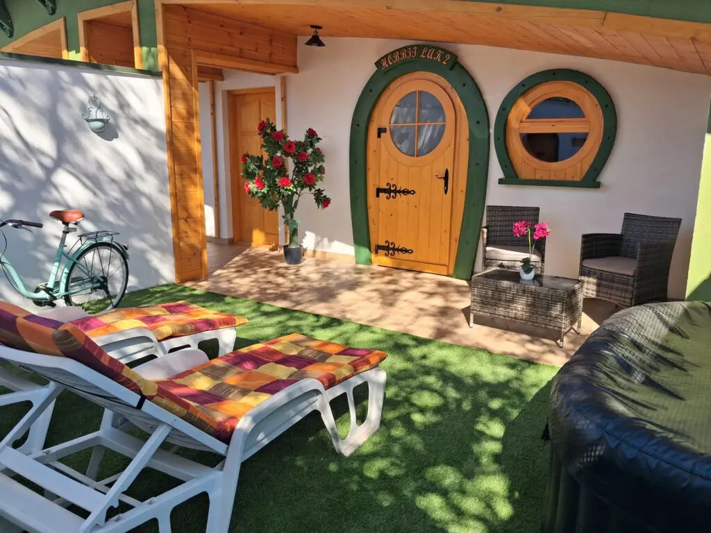 Hobbit Lak Poroszló