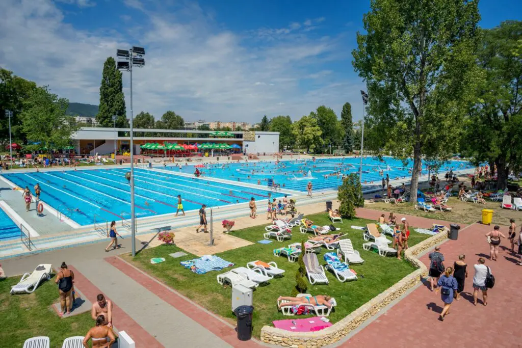 Palatinus Gyógy-, Strand- és Hullámfürdő, Budapest 