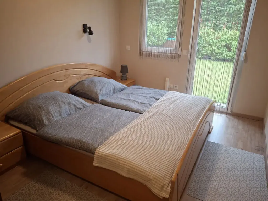 Boncsok-Lak Apartman Pécel***
