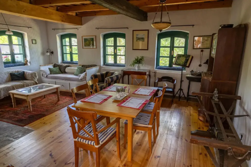 Kalandor Vendégház - The Explorer's Lodge Fenyőfő***
