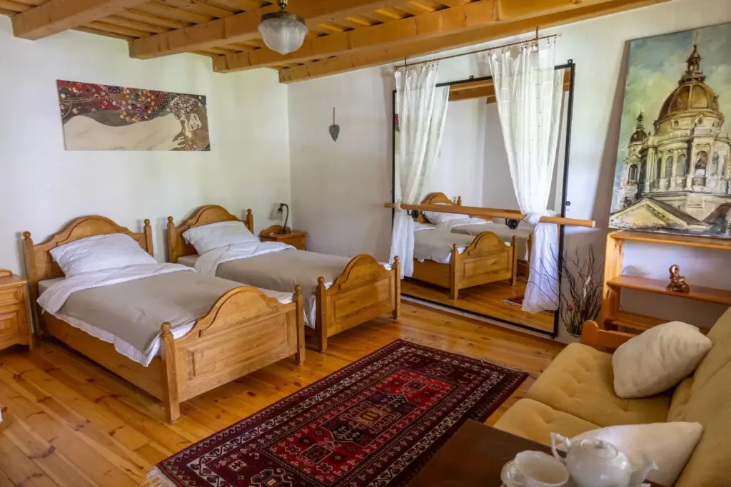 Kalandor Vendégház - The Explorer's Lodge Fenyőfő***