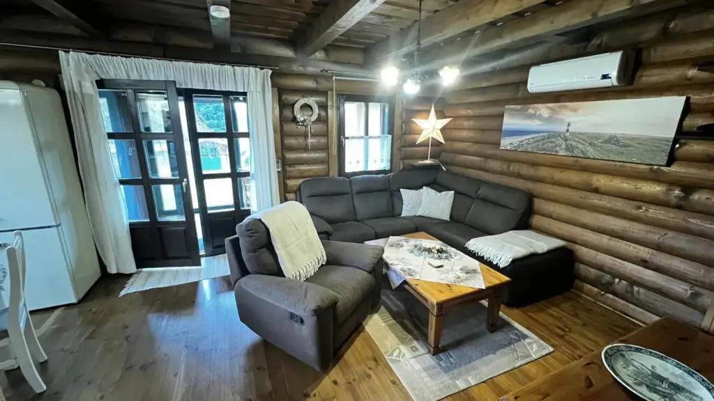 Meseház Apartman Zalalövő***