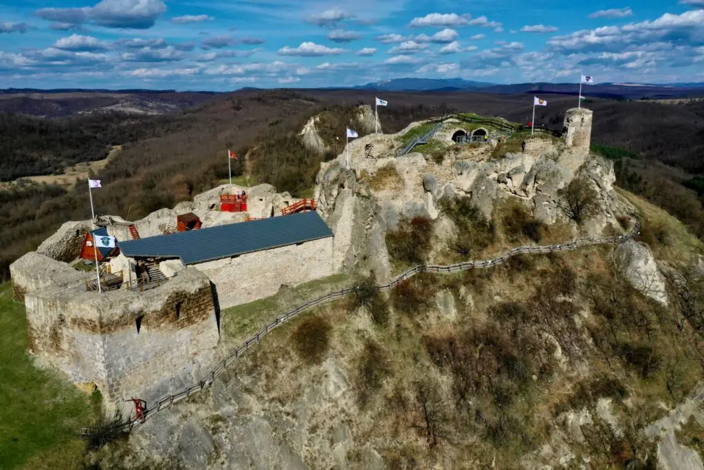 Év Kerékpárútja 2026  - Siroki vár
