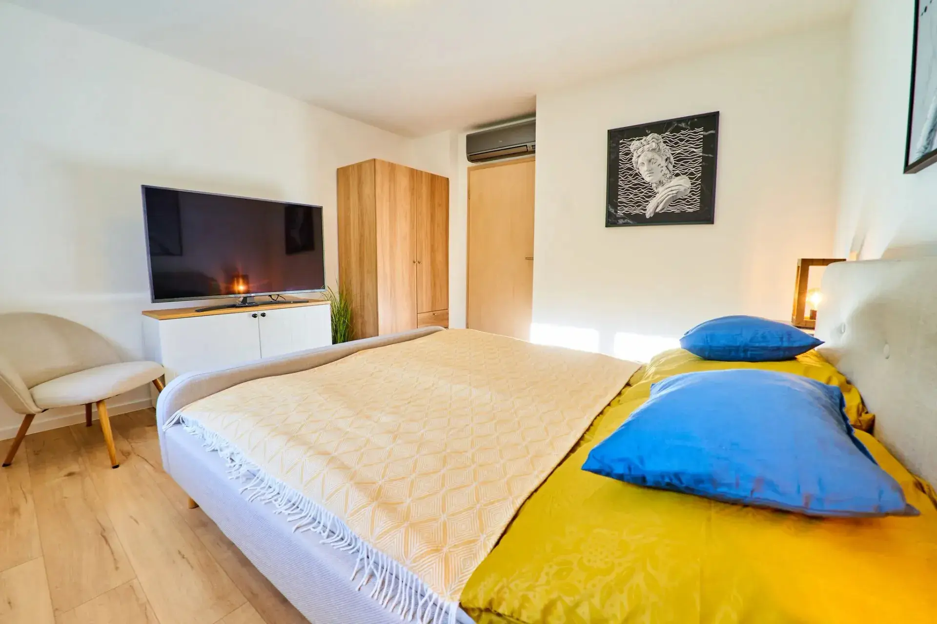 Kutyabarát szállás: Volt Egyszer Egy Apartman Pécs***