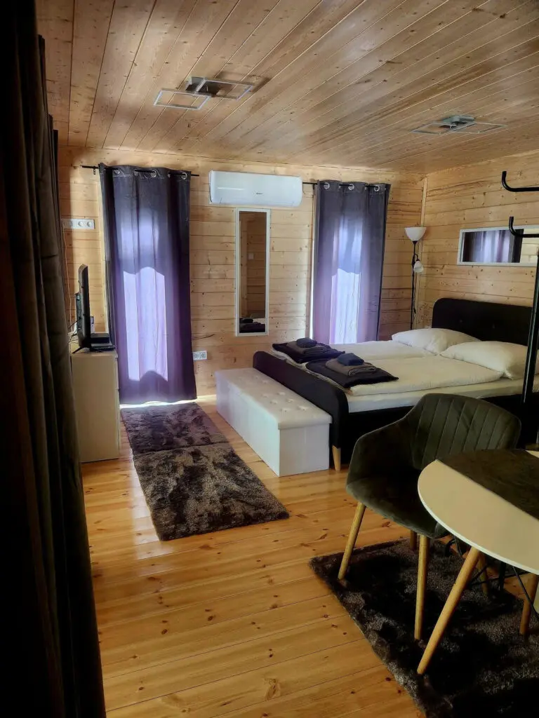 Woodbox Noszvaj *** 