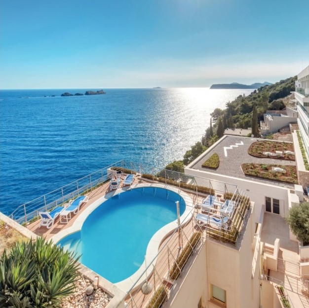 Horvát tengerparti hotelek mesés kilátással