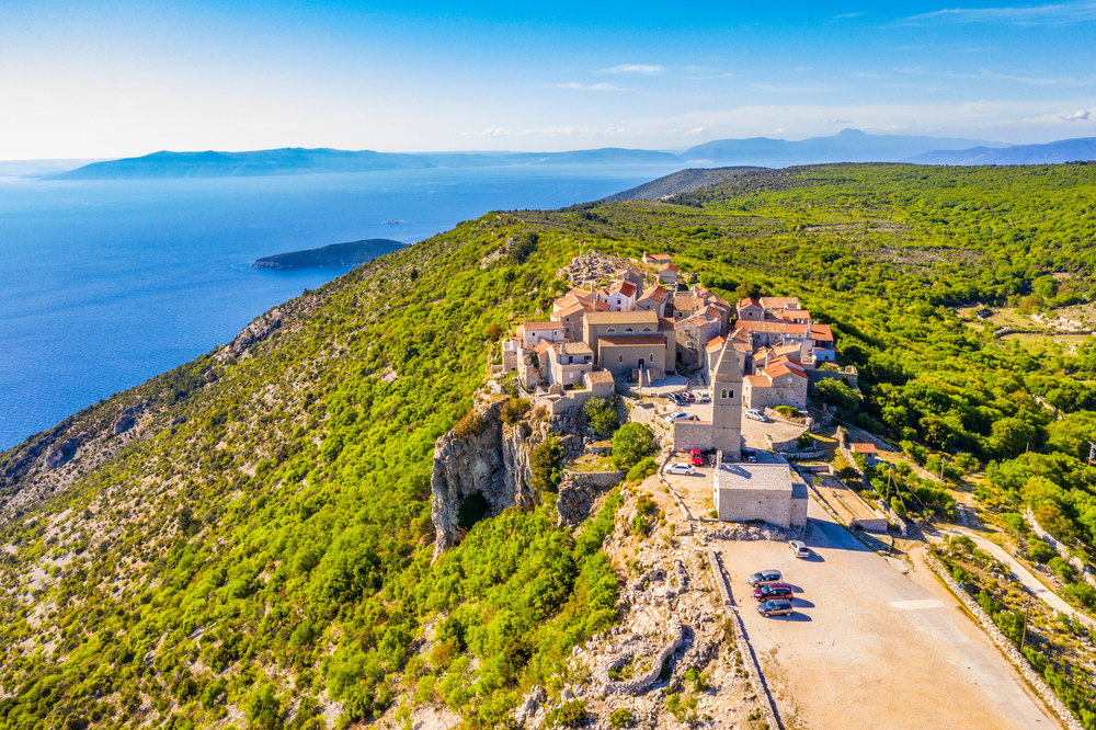 Cres sziget útikönyv: Tömegmentes, rejtett paradicsom Horvátországban