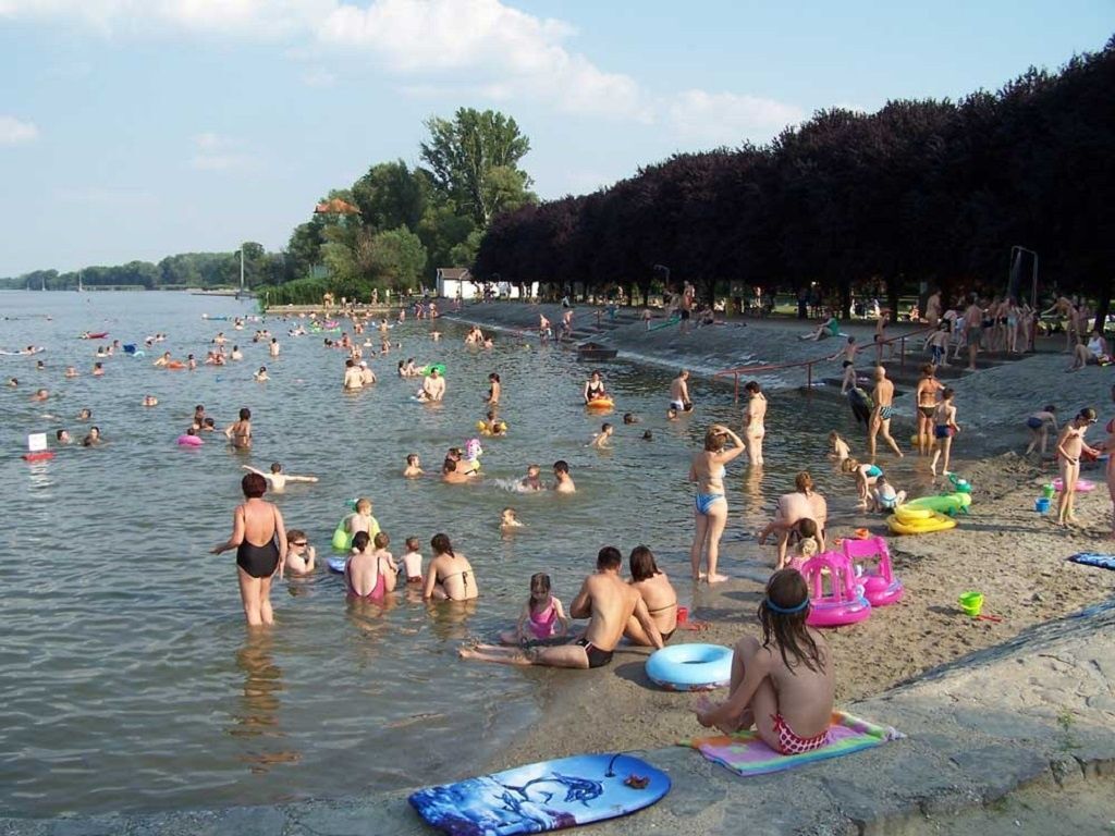 Ingyenes szabadstrandok belföldön - Filléres vízparti élmények forró nyári napokra