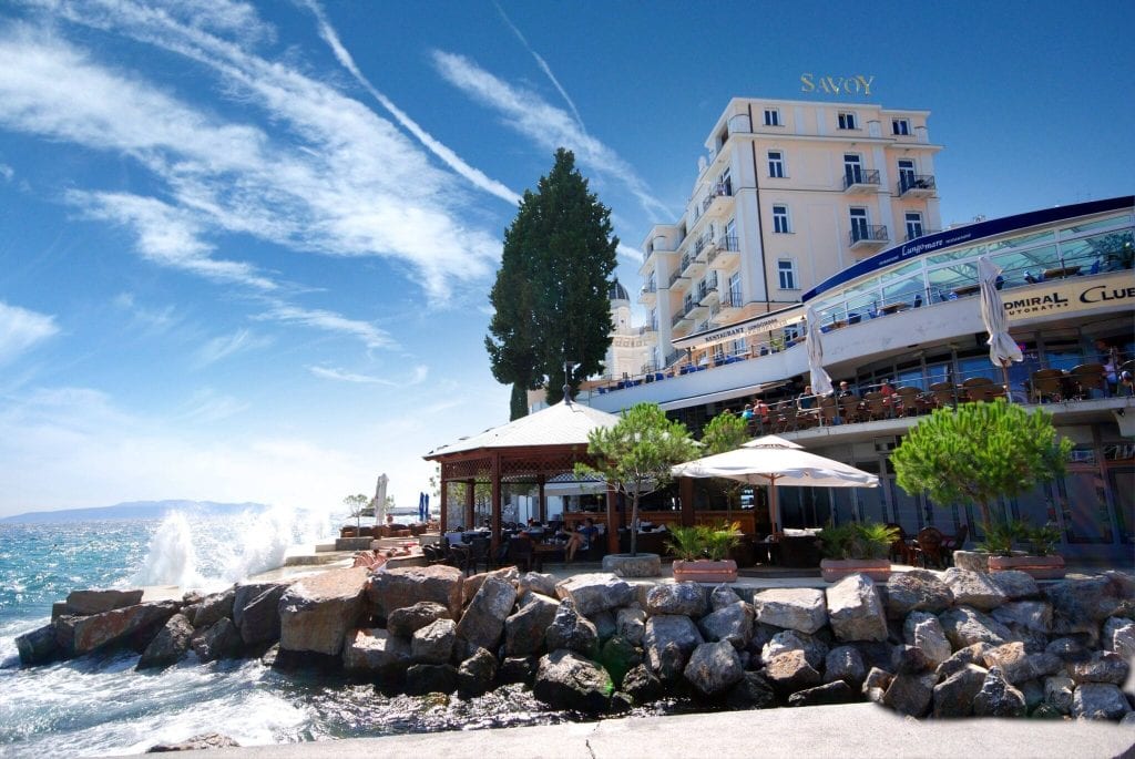 Mesés szállodák a horvát tenger partján  - all inclusive és teljes ellátással