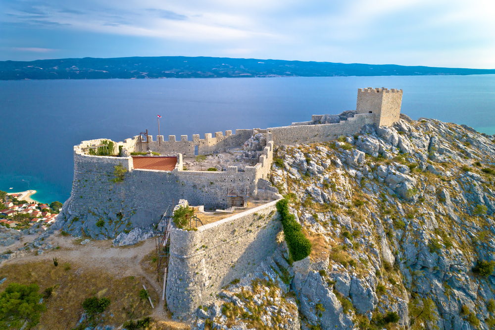 Természeti csoda az Adria partján – Omis látnivalók