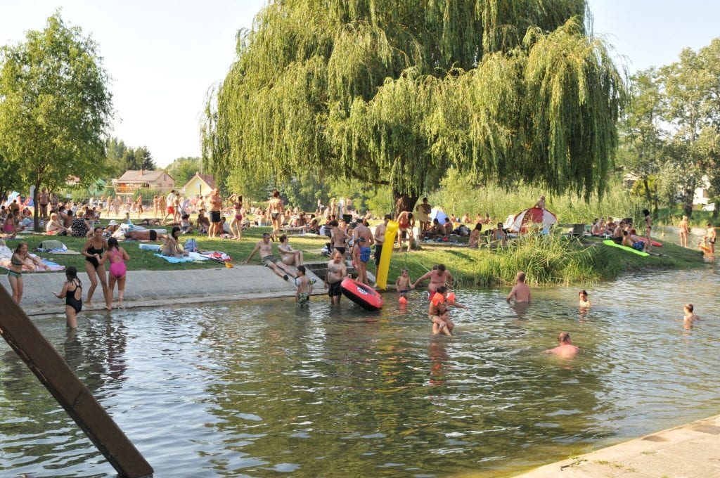 Ingyenes szabadstrandok belföldön - Filléres vízparti élmények forró nyári napokra