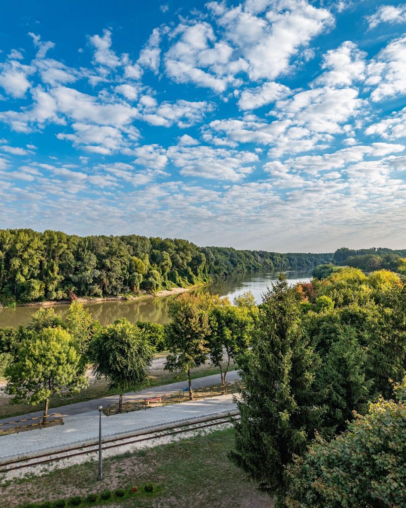 Duna vs. Tisza – Őszi program- és szállásajánló, ha folyóparton pihennél