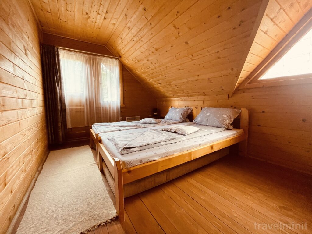 TOP erdélyi wellness szállások – dézsafürdő és jacuzzi a hegycsúcsok ölelésében