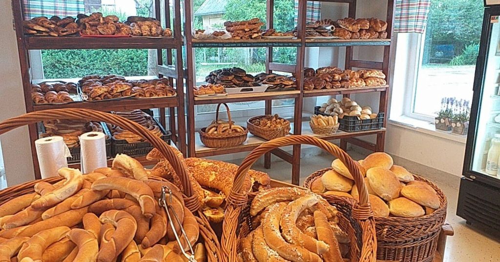 Top 5 pékség a Balaton partján, ahol csodás illat és a legízletesebb kávé vár