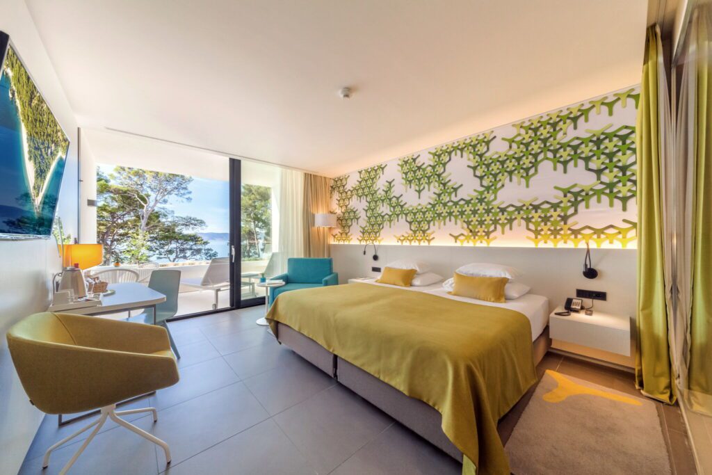 Elbűvölő tengerparti óvárosok és csodás fürdőhelyek ‒ Közép-Dalmácia kifogyhatatlan kincsesládája