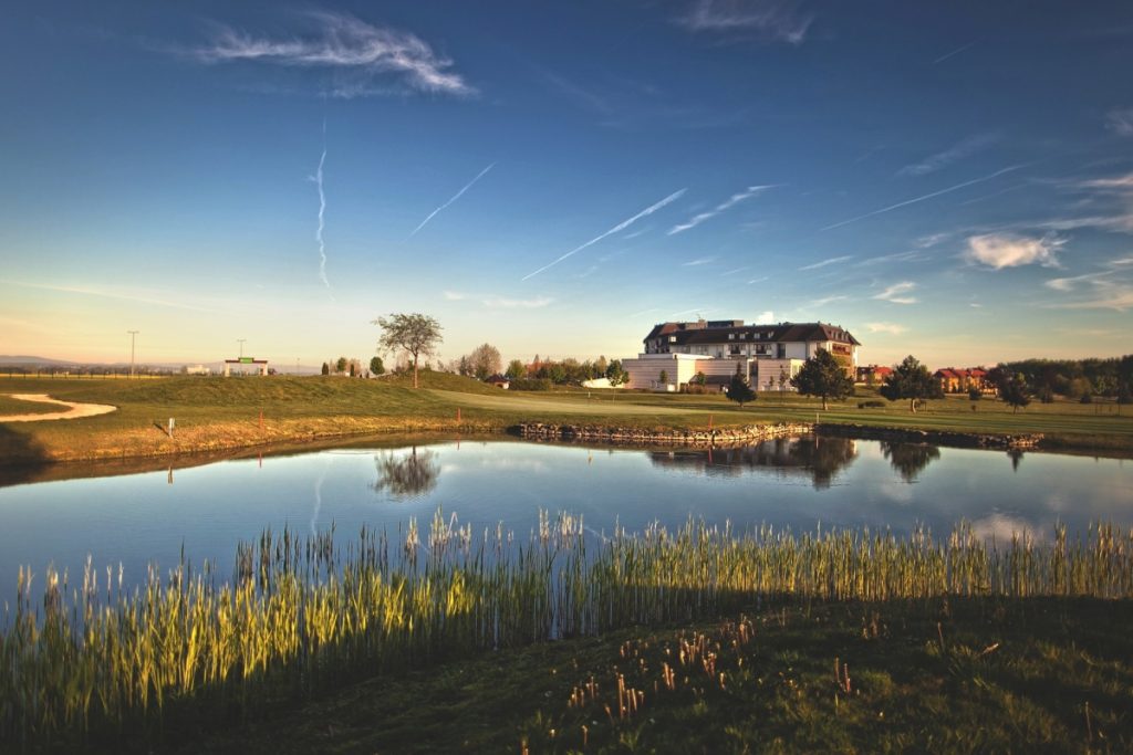 Nyári varázslat Bükfürdőn, a 7 mesetó mellett: „a golf és a wellness birodalma” - Greenfield Hotel Golf & Spa**** +superior