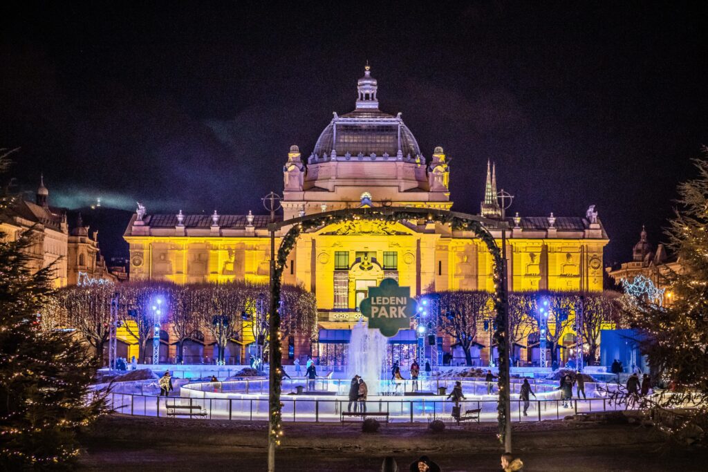 Határtalan advent: látogass el a díjnyertes Zágrábi Karácsonyi Vásárra!