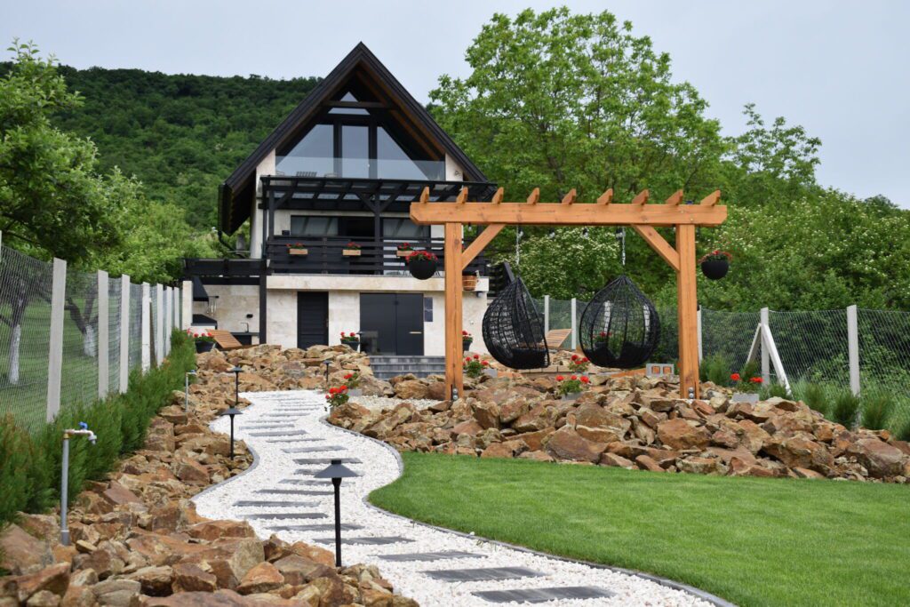 Túrák a ködlepte Börzsönyben és környékén + szállástippek az őszre