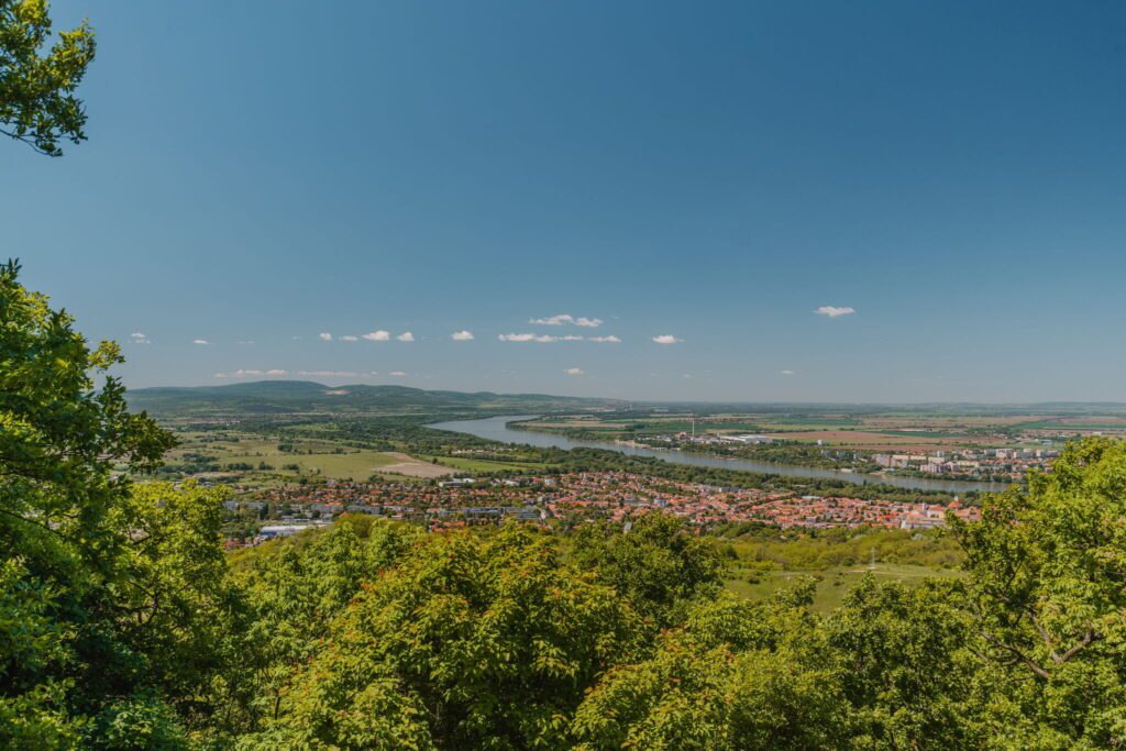 10 hűsítő kutyabarát kirándulóhely a Dunakanyarban (+ kutyabarát szállástippek)