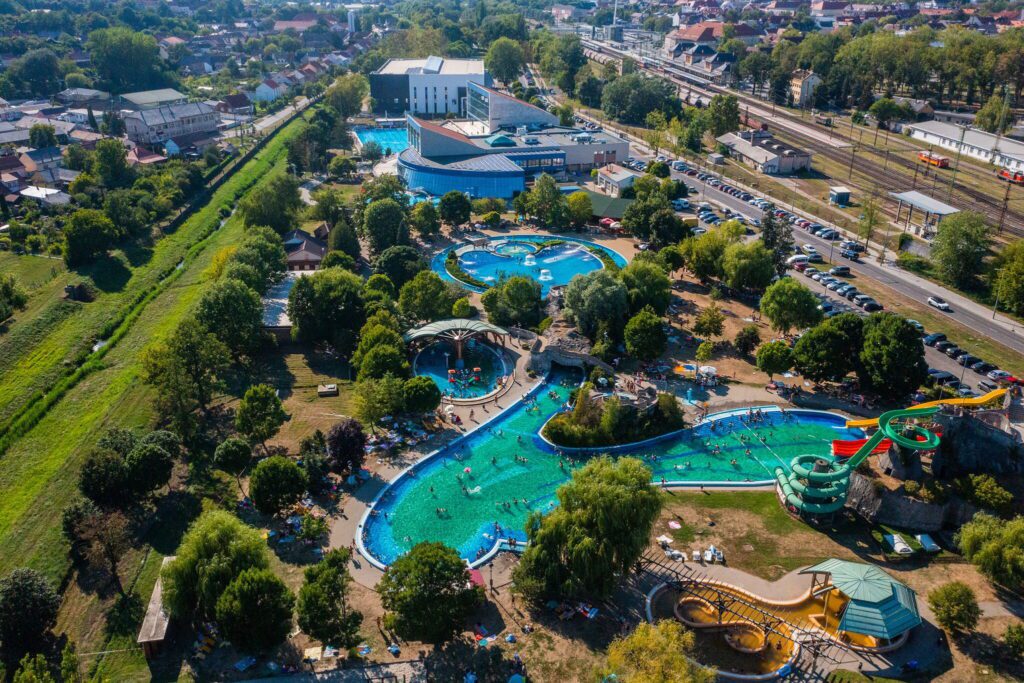 Így pancsolj olcsóbban a nyáron! – 10 legjobb fürdő, ahol kedvezményt kapsz Szallas.hű! tagként