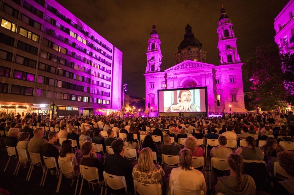 25+ budapesti program őszre