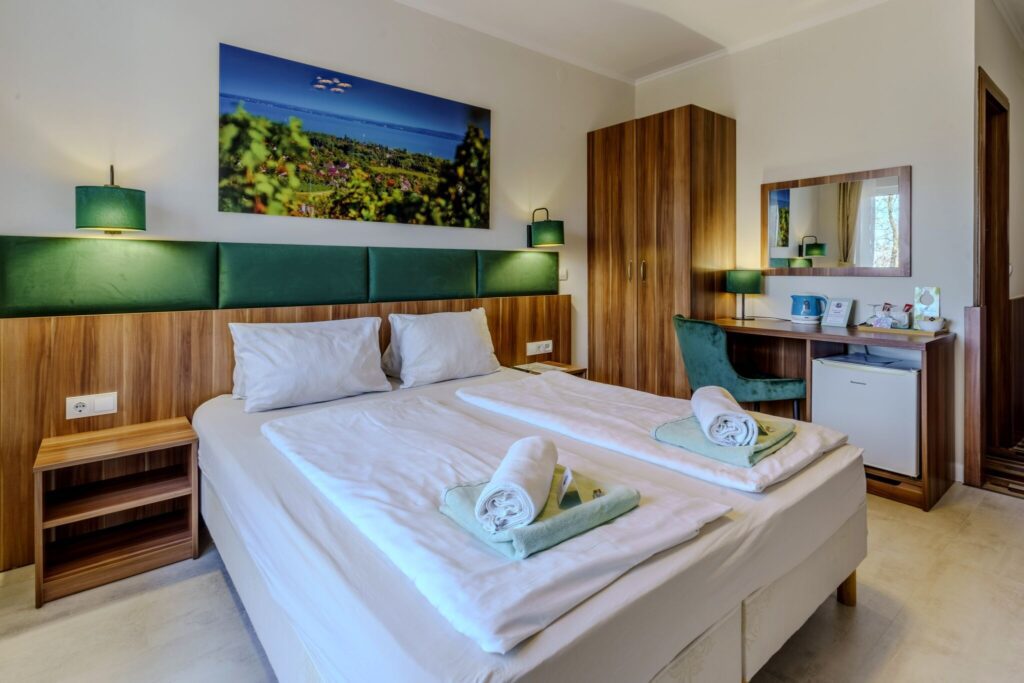 A leghangulatosabb adventi vásárok a Balaton körül 2025-ben