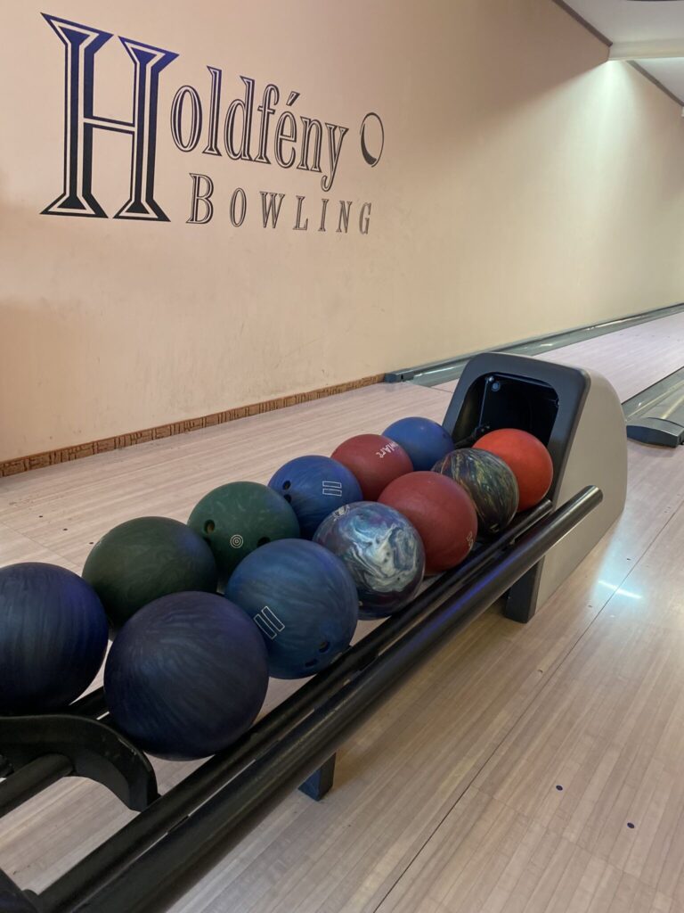 Pihenj és szórakozz egyszerre! - Szállások bowlingpályával 