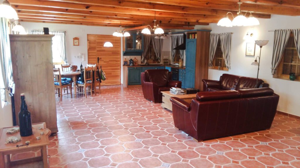 450+ lépcsőfok, panoráma, 100% Balaton – Vár a legendás Bujdosók lépcsője!