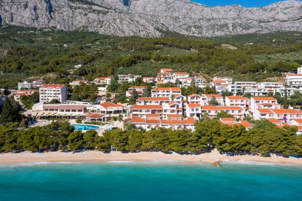 Tengerpart és hegycsúcs egy horvát nyaralásban: Biokovo–Makarska útikalauz