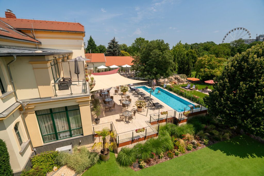 Vár a nyár Gyulán! – Top 8 hűsítő gyulai hotel, ahol lehorgonyoznál a nyárra