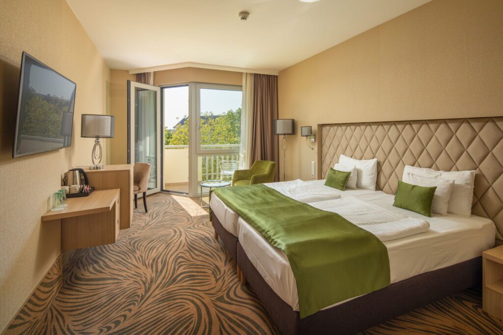 Zöldbe zárt luxus – induljon a nyár a Greenfield Hotel Golf & Spa Bükfürdő**** +superiorban!