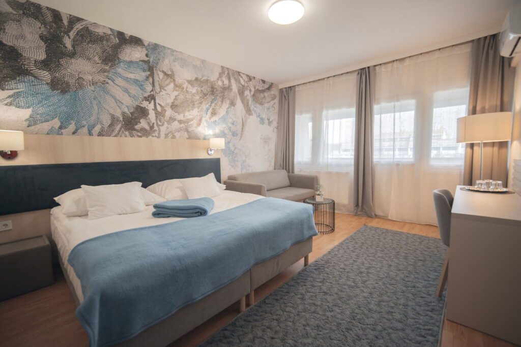 Vár a nyár Gyulán! – Top 8 hűsítő gyulai hotel, ahol lehorgonyoznál a nyárra