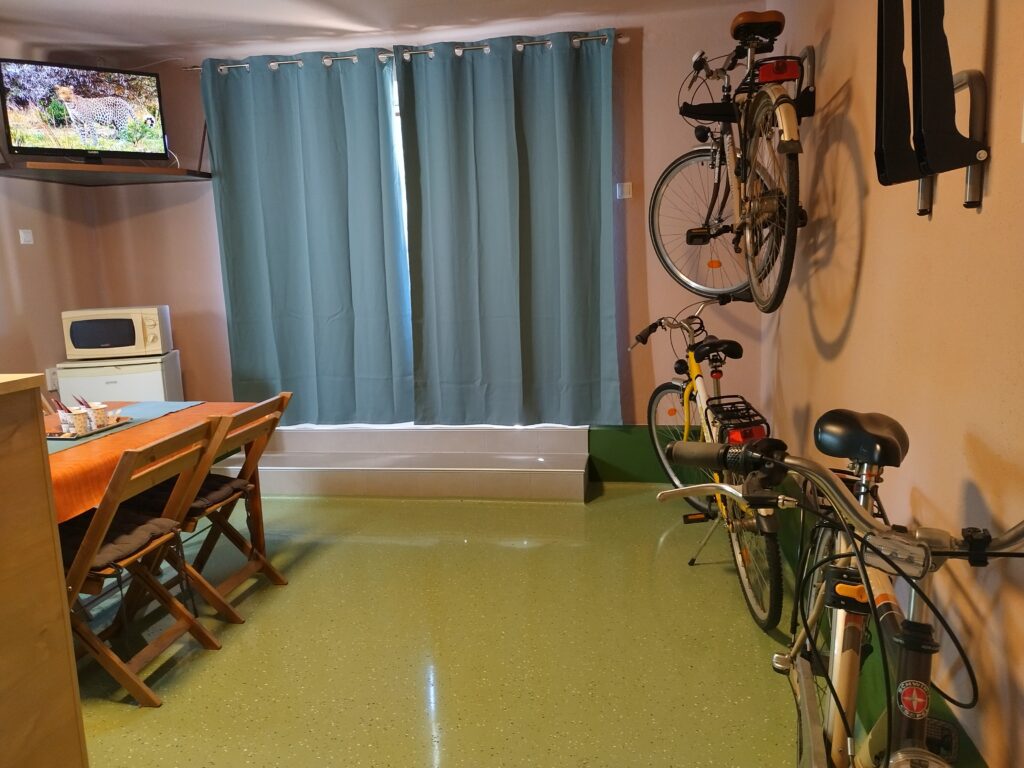Bringa, Balaton, Flaszterhostel – Szántódi kerékpáros szállás akár 1 éjszakára!