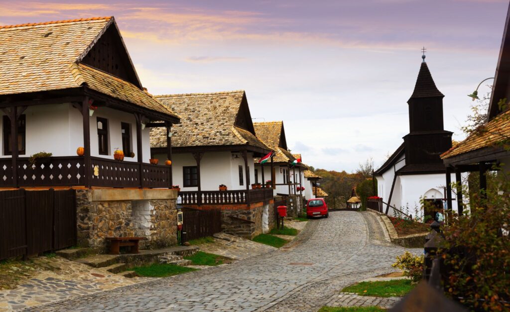 Rejtett ösvények és vadvilági tájak: Farkaskútvölgy látnivalói