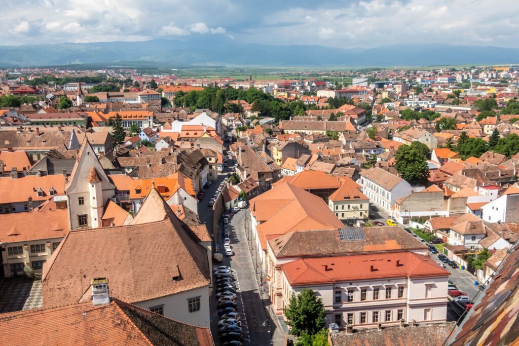 Európa rejtett kincsei a nyárra: Nagyszeben is felkerült a 2025-ös toplistára!