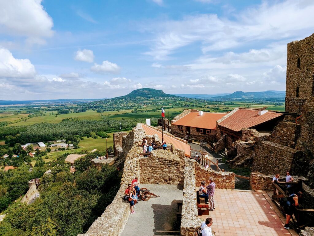 A Balaton titkos toszkán édenkertje: Folly Arborétum (+ szállásajánló)
