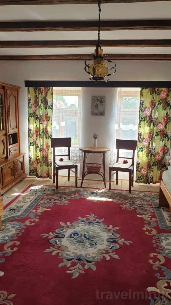 A mesebeli erdélyi falu, amiért még III. Károly brit király is rajong