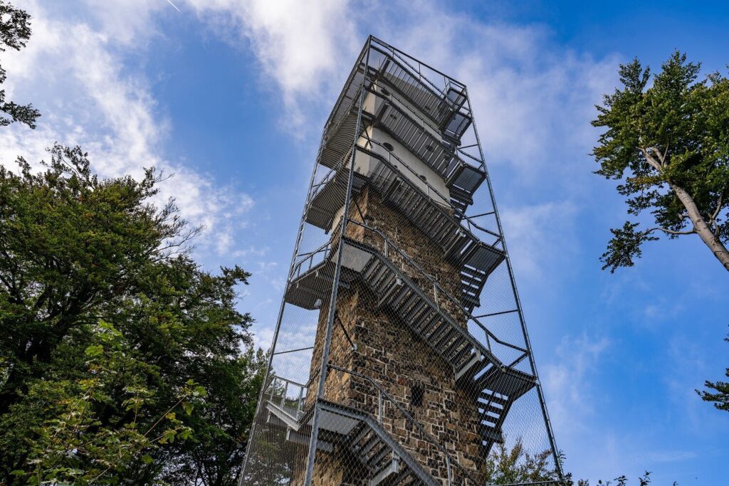 Top 10 hétvégi túratipp vasúti és buszmegállótól indulva – autómentes kirándulások
