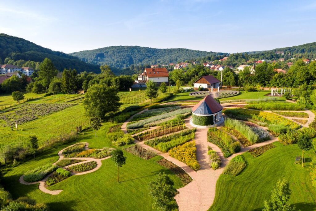 Stílusos vidék: Ezek a települések hódítanak idén nyáron