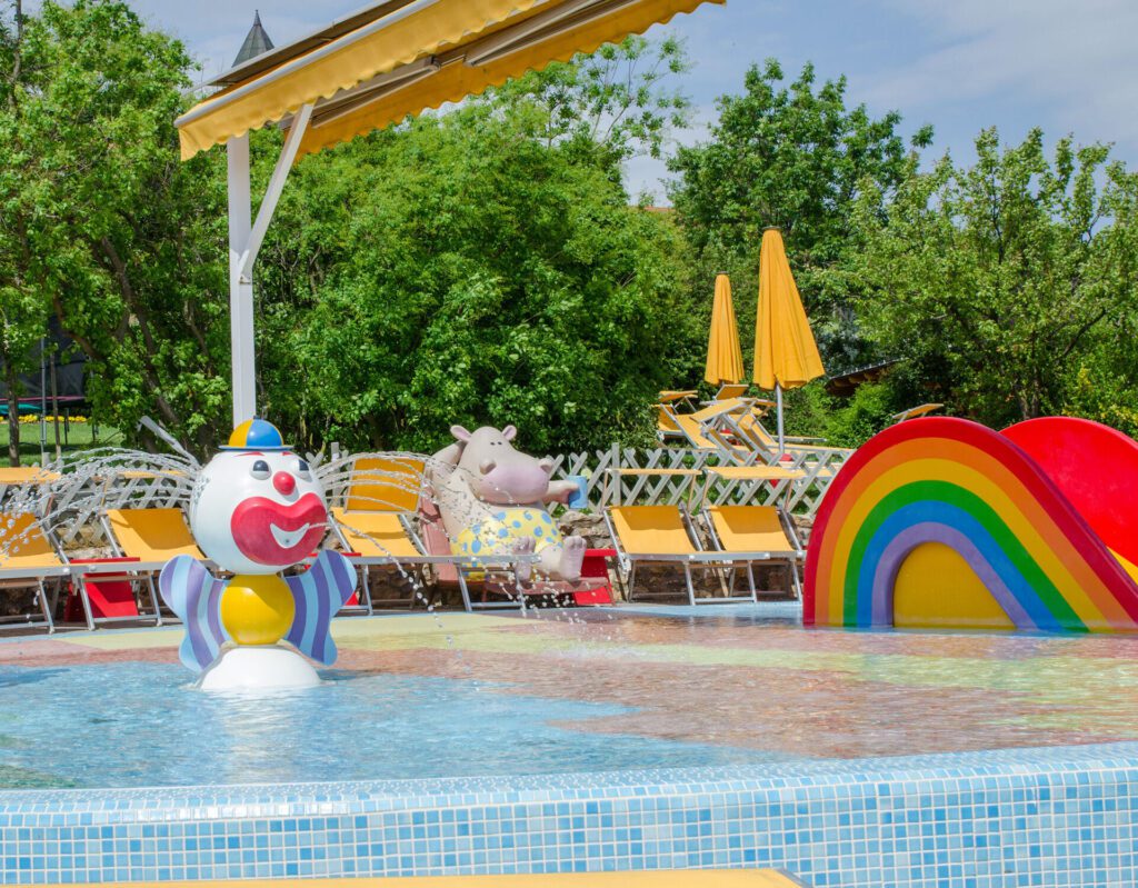 A legextrémebb balatoni helyek számokban - 10 balatoni „leg”, ami garantáltan meglep