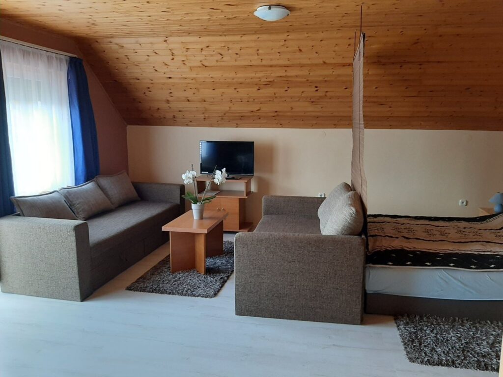 Több Balatont kevesebb pénzért! Top 10 balatoni látnivaló, amit ingyen vagy kedvezményesen is megnézhetsz