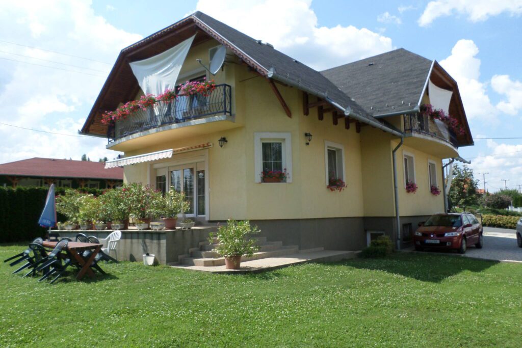 Több Balatont kevesebb pénzért! Top 10 balatoni látnivaló, amit ingyen vagy kedvezményesen is megnézhetsz