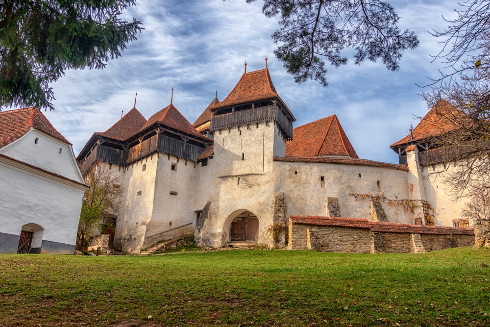 A mesebeli erdélyi falu, amiért még III. Károly brit király is rajong