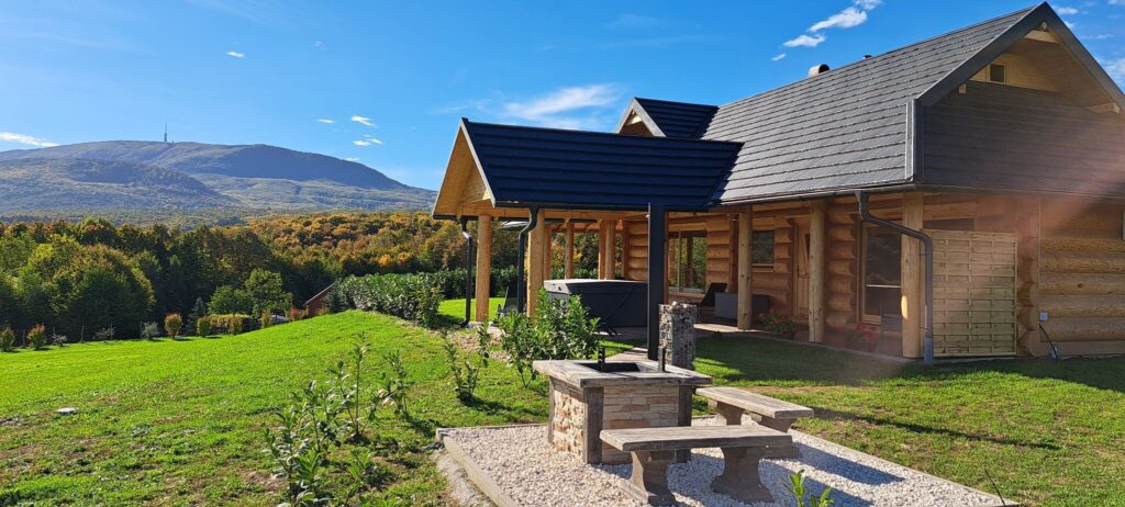 Mesés őszi faház Parádon