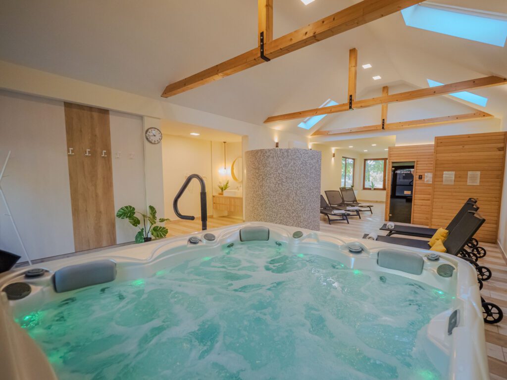 Őszi elvonulás - jakuzzis szállások távol a város és a tömeg zajától