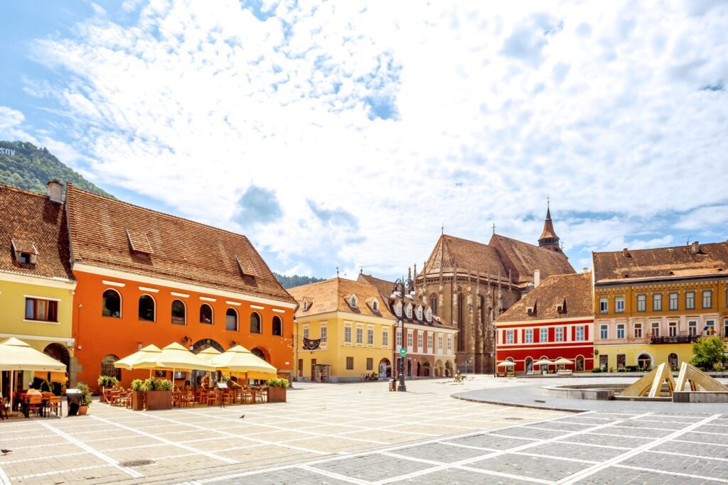 Repülj 1 órát a hegyek ölelésébe! Top 10 erdélyi wellness szállás kirándulástippekkel